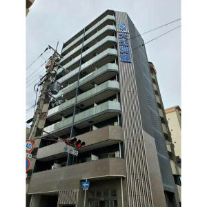 ウーロ湊川公園前